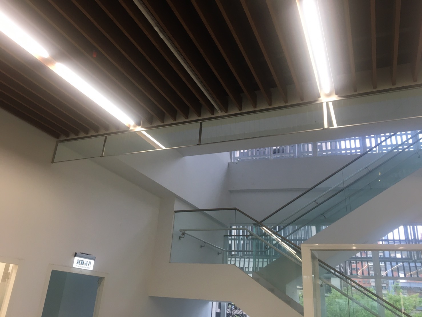 國家電影中心防煙垂壁安裝